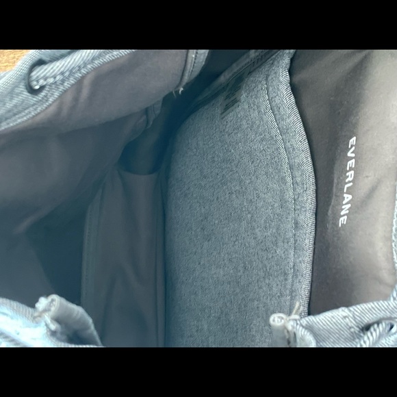 SOLD Everlane Modern Twill Single Snap Backpack Large - Reverse Denim - Picture 4 of 8